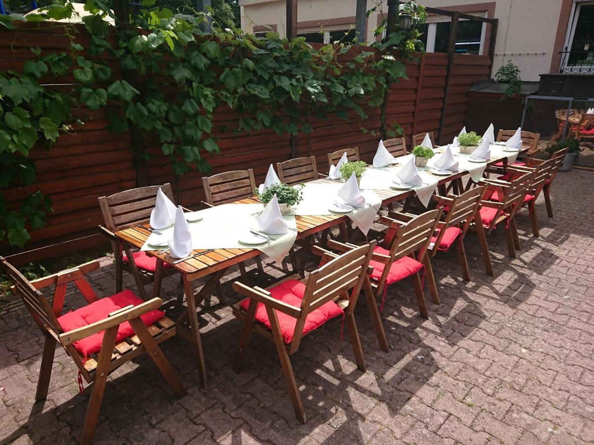 Landgasthof Gaensberg Wiesloch Exterior photo